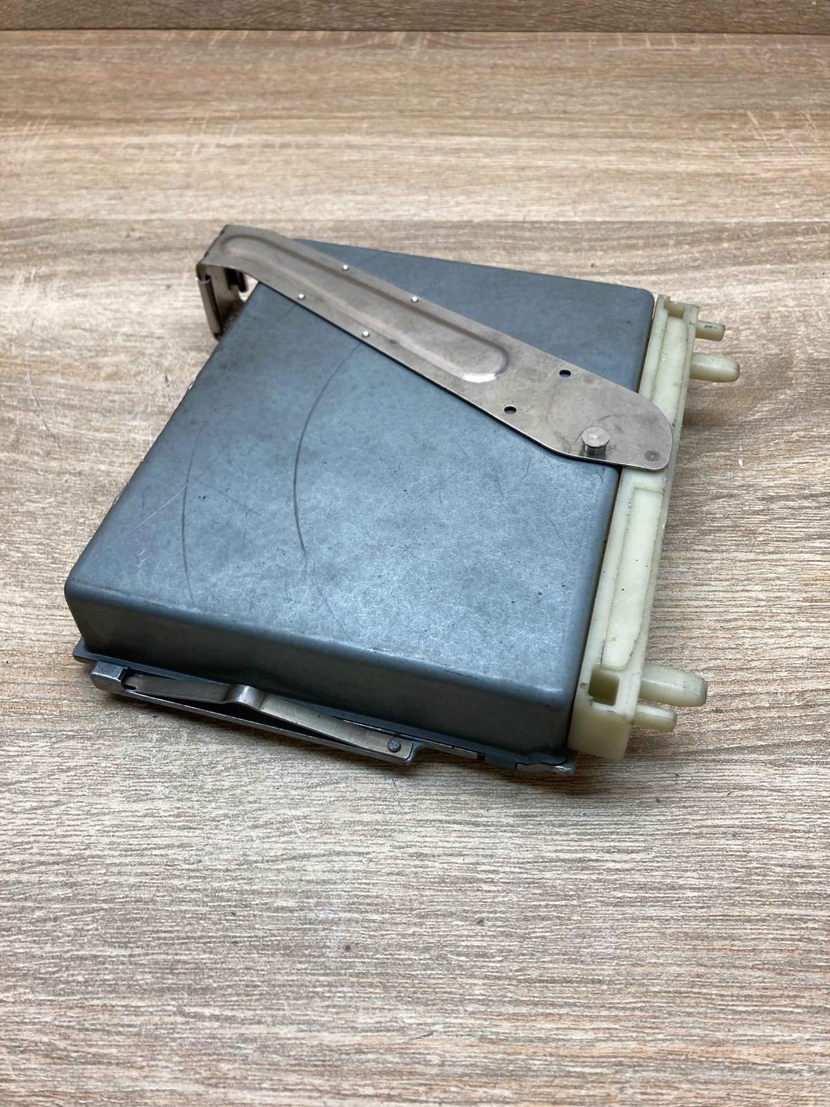 P01270297  B12 Engine control unit/module ECU Volvo S70  V70  V70 XC