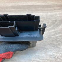 1H0959263   Heater blower motor/fan resistor Volkswagen Golf III