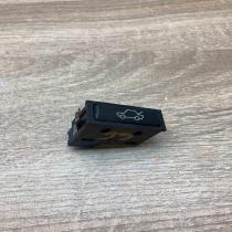 8365579   Tailgate opening switch BMW 5 E39