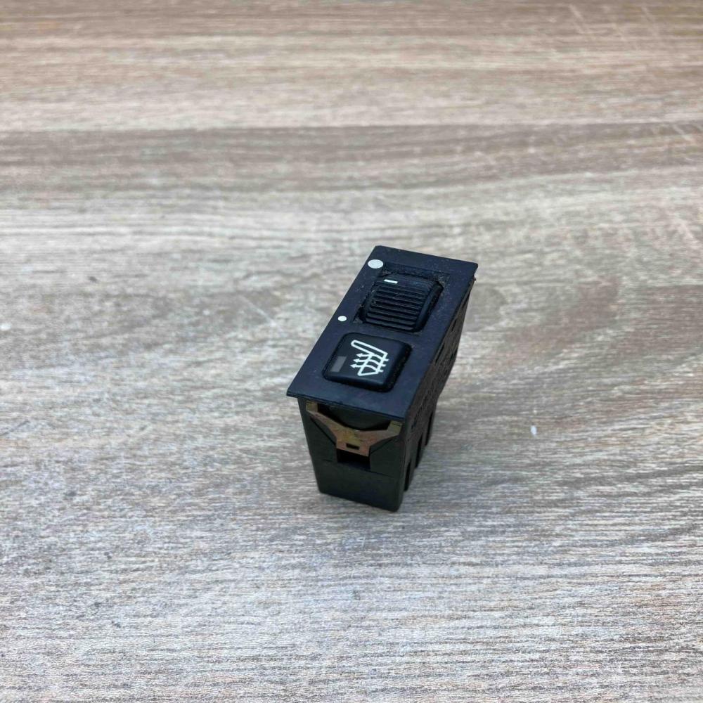 8352259   Seat heating switch BMW 5 E39