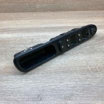 53269704   Electric window control switch Peugeot 307