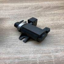 2247906   Turbo solenoid valve BMW 5 E39