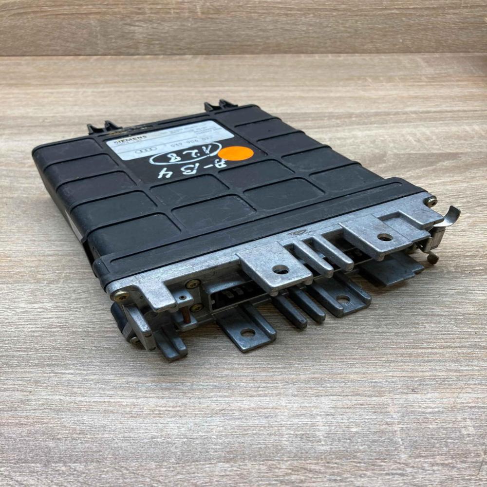 039906022 5WP4194  Engine control unit/module ECU Audi 80 90 S2 B4
