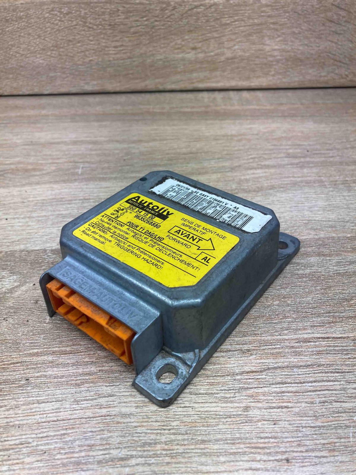 9635268880 550541500 Used Airbag control unit/module Peugeot 206