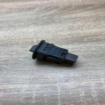 8200169589B   Passenger airbag on/off switch Renault Megane II