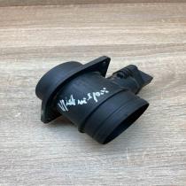 038906461C 0281002757  Mass air flow meter Volkswagen Golf IV
