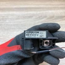8200411025 601298200 With Plug Airbag deployment crash/impact sensor Renault Meg