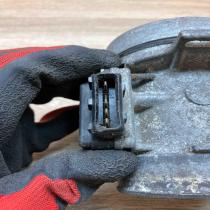93BB 12B579 BA AFH60 02A  Mass air flow meter Ford Galaxy