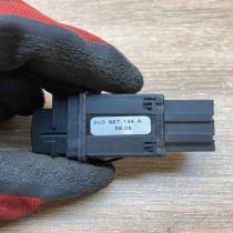3U0927134A   ESP (stability program) switch Skoda Superb B5 (3U)