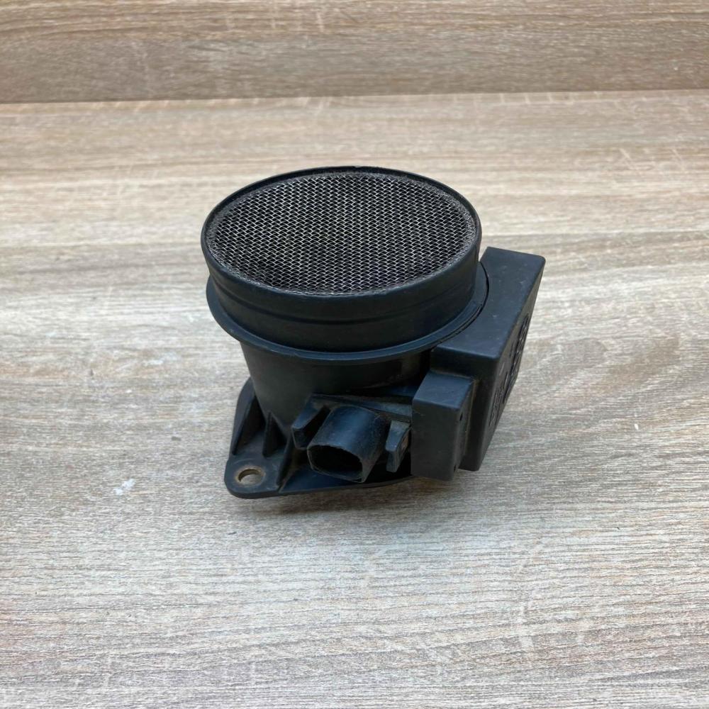 074906461   Mass air flow meter Audi A6 S6 C6 4F