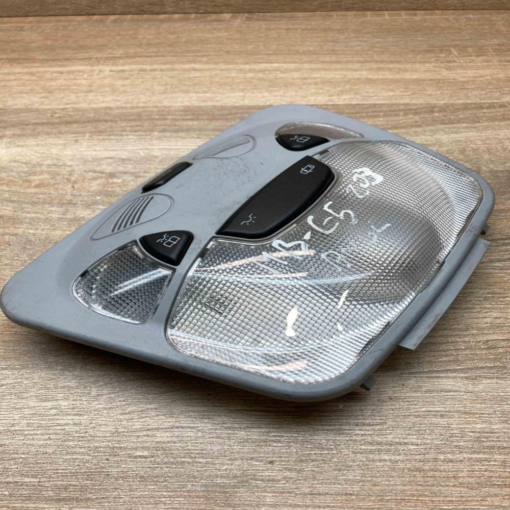 A2038201001 2JM007979  Front seat light Mercedes-Benz C W203