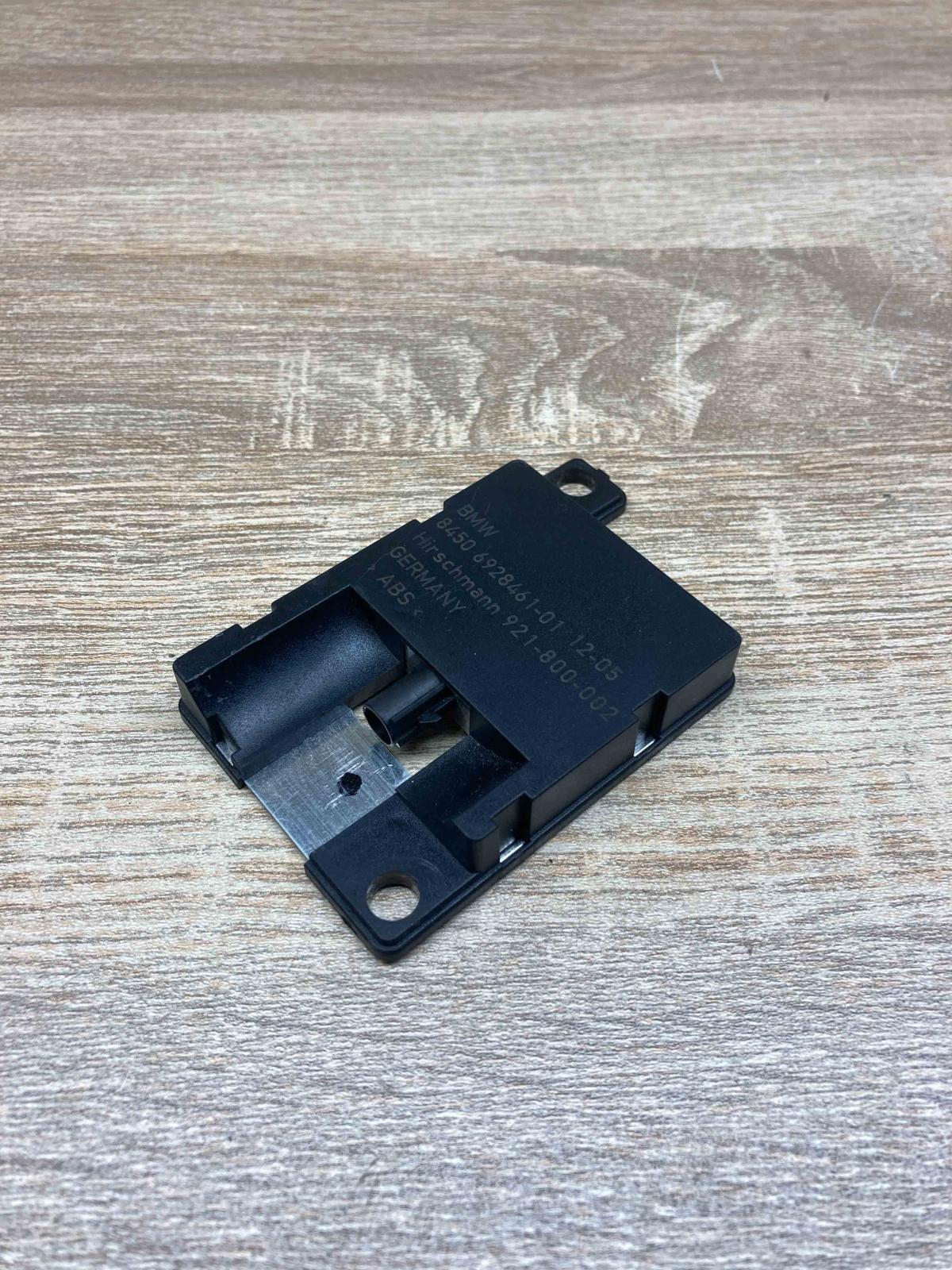 6928461   Bluetooth antenna BMW 5 E60 E61