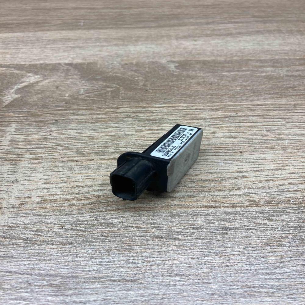 77970 TC0 A111 M1 G0WX0Z1J0  Airbag deployment crash/impact sensor Honda Accord