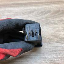 535959621   Windscreen/window heater switch Volkswagen PASSAT B4