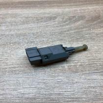 GA2C 6649Y   Brake pedal sensor switch Mazda 626
