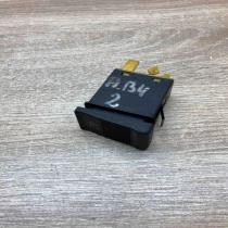 4A0941563   Fog light switch Audi 80 90 S2 B4