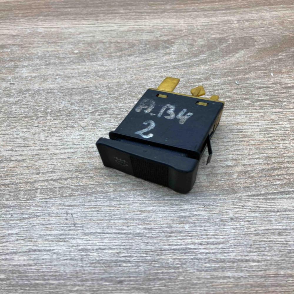 4A0941563   Fog light switch Audi 80 90 S2 B4