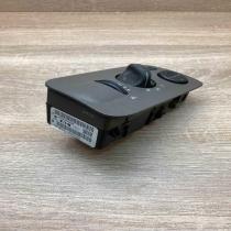 P0TG101L5AA   Light switch Chrysler Voyager
