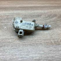 3B0810773B   Fuel tank cap lock motor Volkswagen Golf V