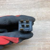 90228201   Fog light switch Opel Astra G