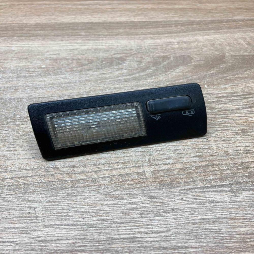 357947291   Rear seat light Volkswagen PASSAT B3