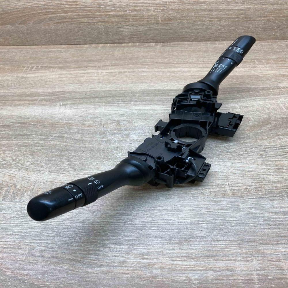 4807017F148   Wiper turn signal indicator stalk/switch Toyota RAV 4 (XA30)