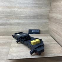13165970 24443147  Fuse module Opel Vectra C