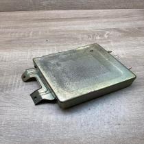 MD757627 G1T16771E1  Engine control unit/module ECU Mitsubishi Galant