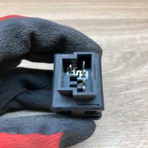 357941333   Headlight level height control switch Volkswagen Golf IV
