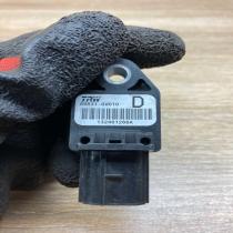 89831 0W010   Airbag deployment crash/impact sensor Toyota Corolla Verso AR10