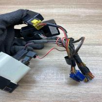 370218115 370218115 1999 Clock Land Rover Range Rover P38A