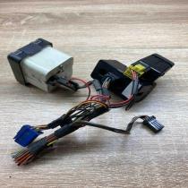 370218115 370218115 1999 Clock Land Rover Range Rover P38A