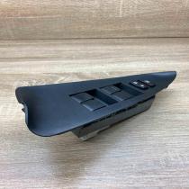 74232 42070   Electric window control switch Toyota RAV 4 (XA30)