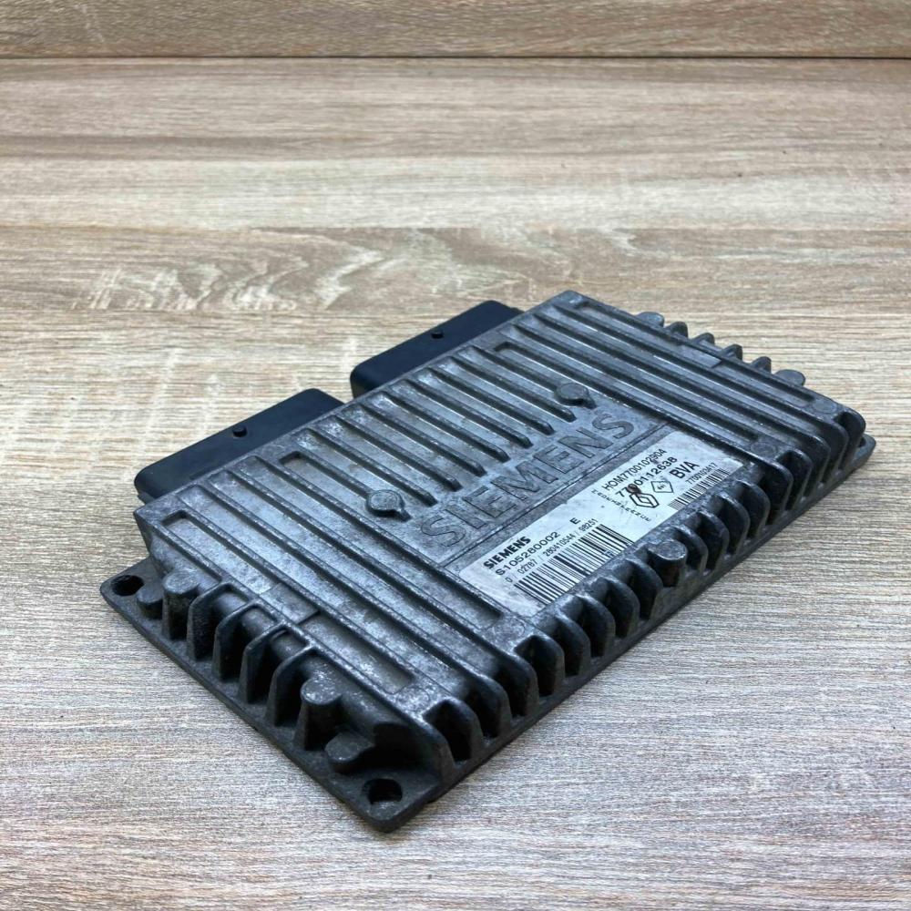 7700102904 S105280002E  Engine control unit/module ECU Renault Scenic I