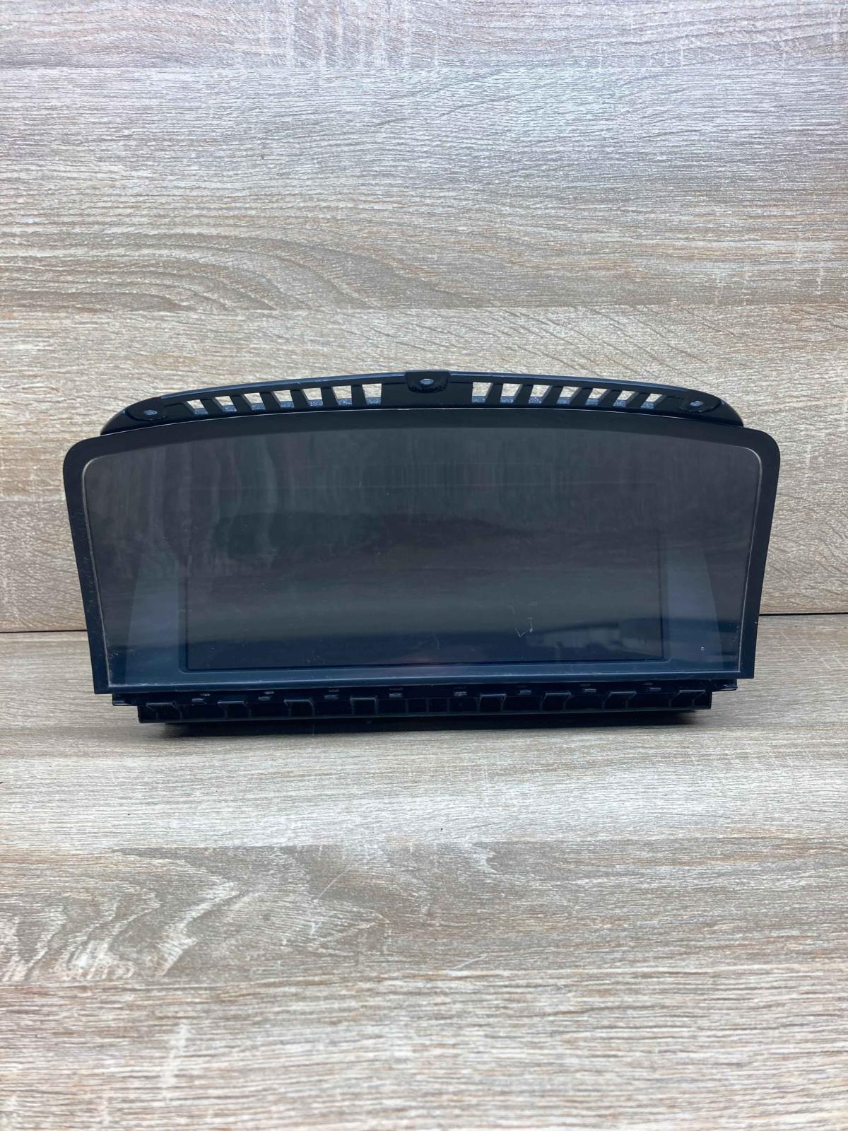 6923811   Screen/display/small screen BMW 7 E65 E66