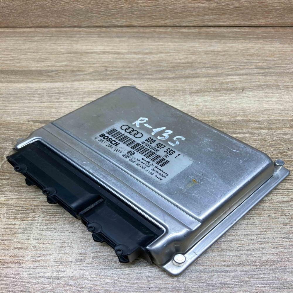 8D0907558T   Engine control unit/module ECU Audi A4 S4 B5 8D