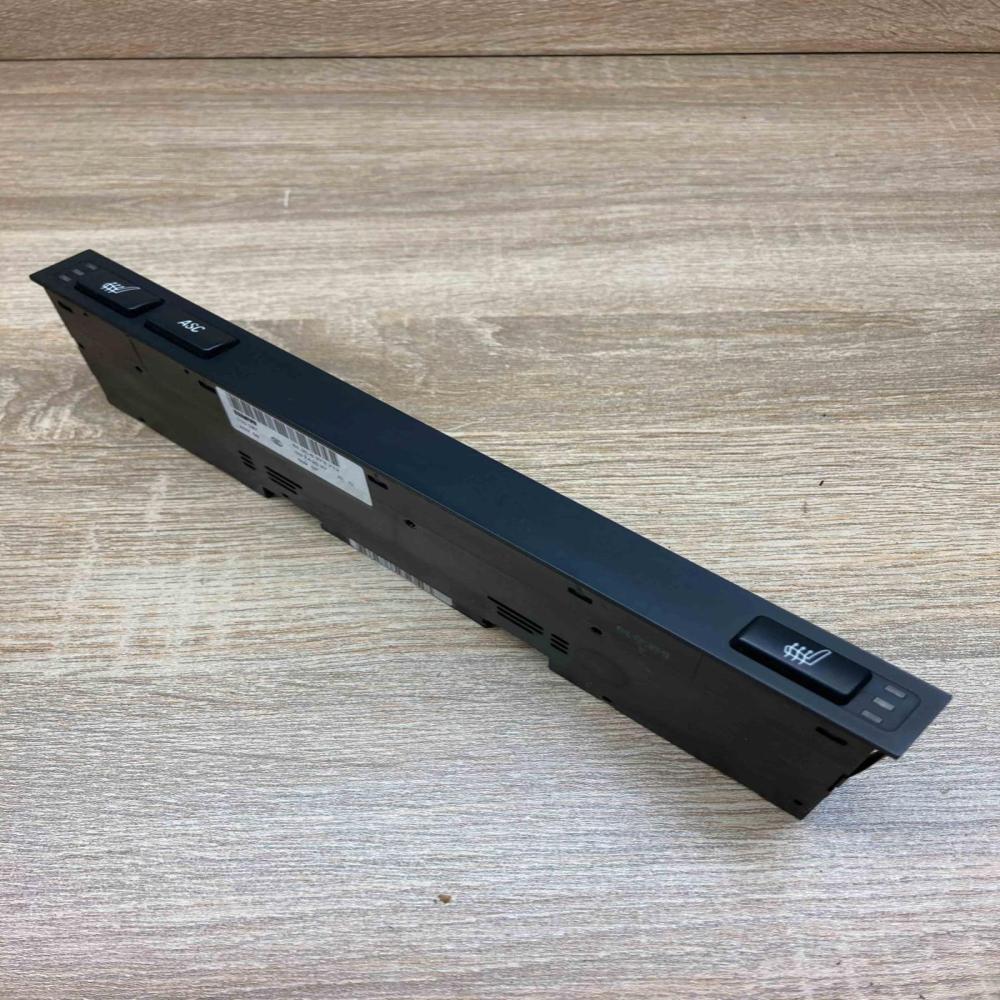 8373712 3742027  Seat heating switch BMW 5 E39