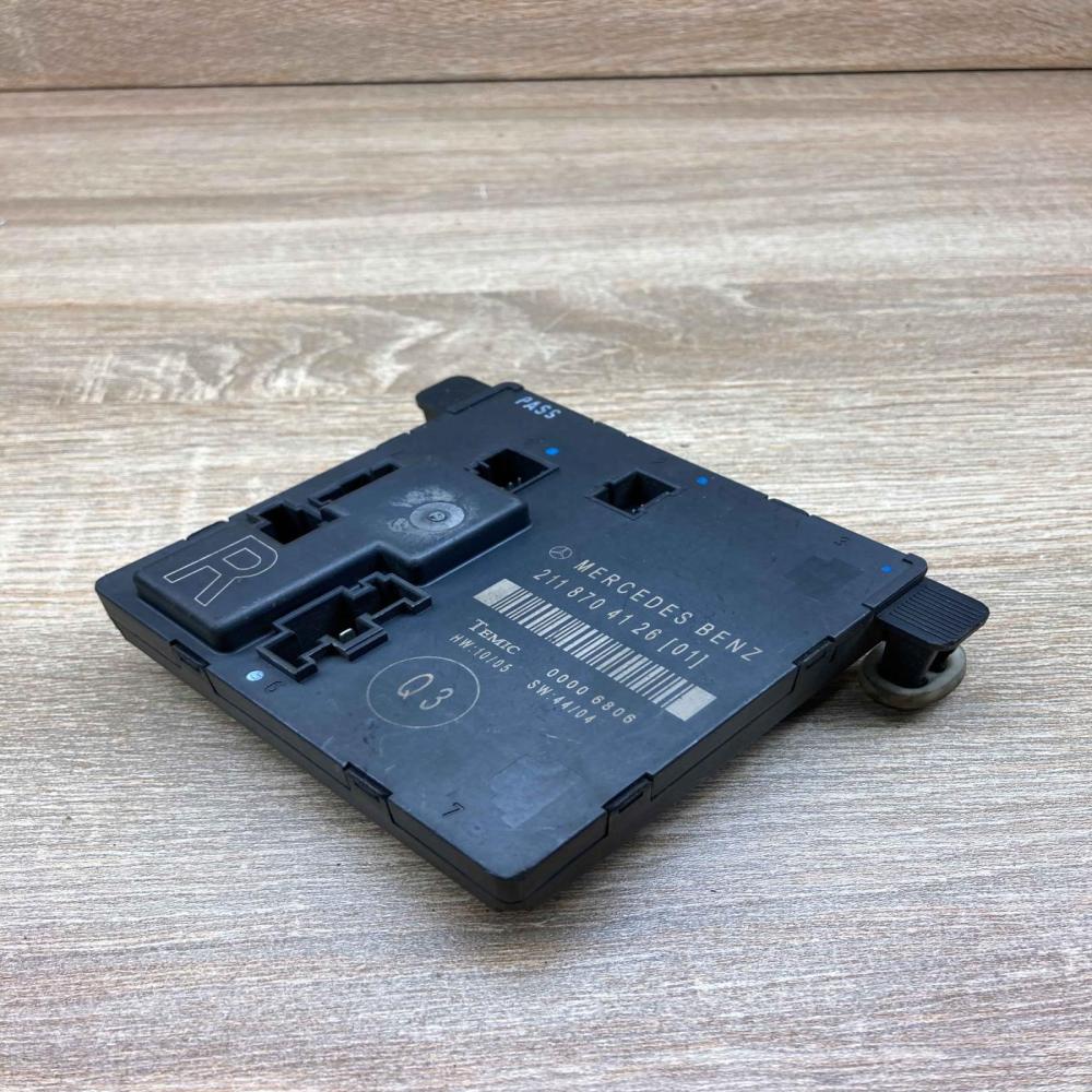 2118704126  RH Door control unit/module Mercedes-Benz E W211