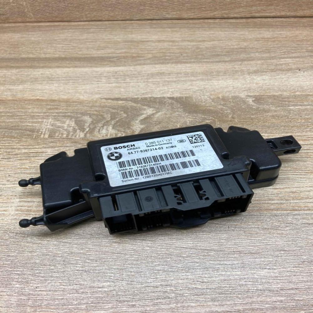 9267214 0285011137  Airbag deployment crash/impact sensor BMW 1 F20 F21