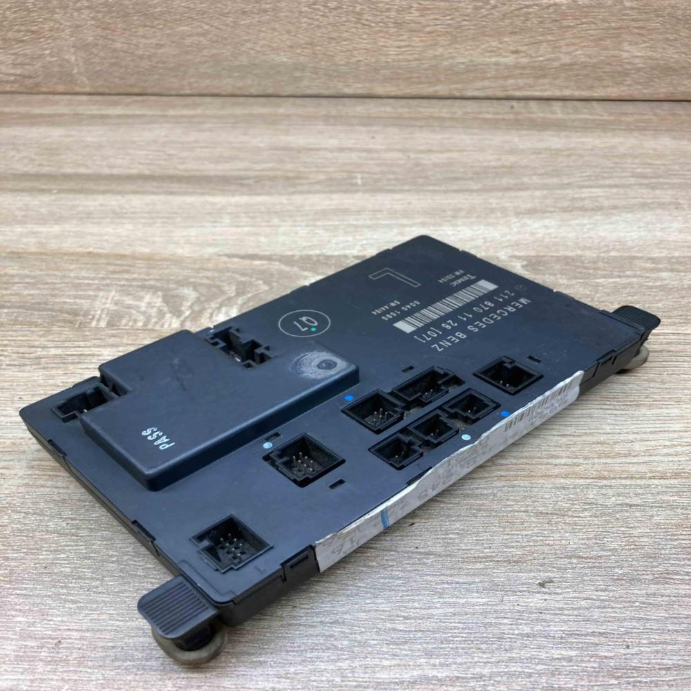 2118701126 00401599 LH Door control unit/module Mercedes-Benz E W211