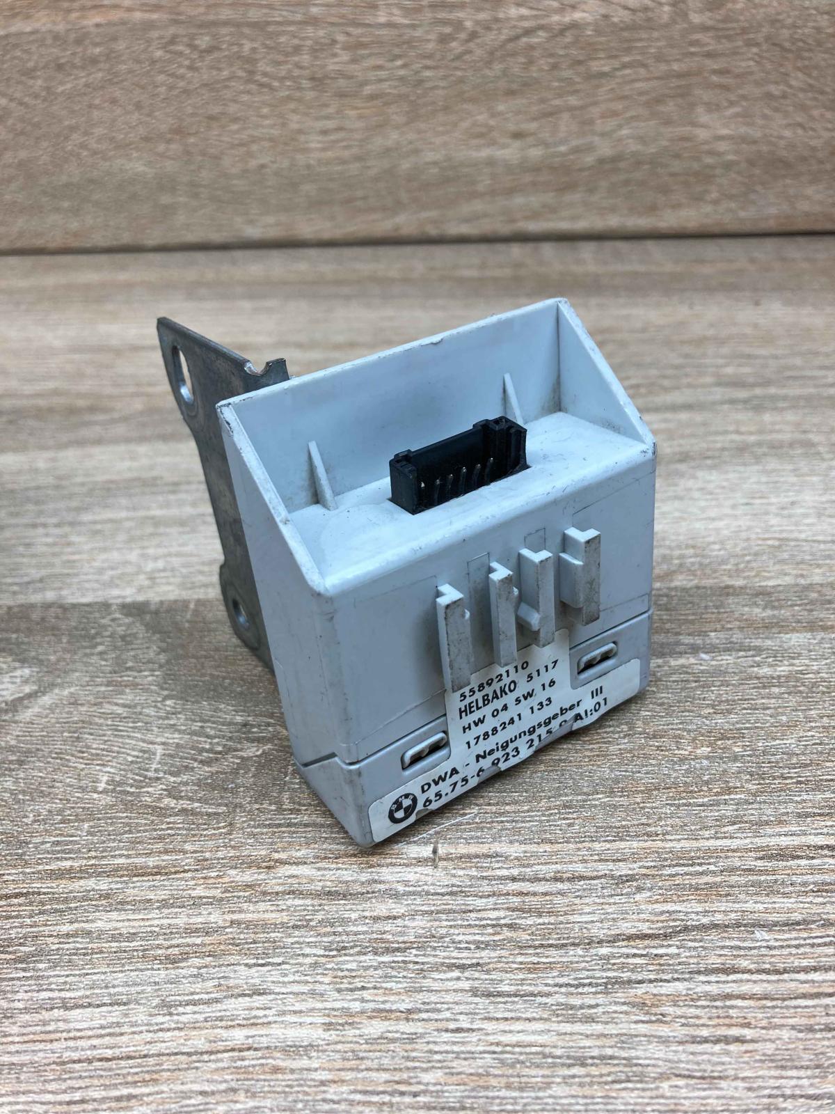 6923215 55892110  Alarm control unit/module BMW 3 E46