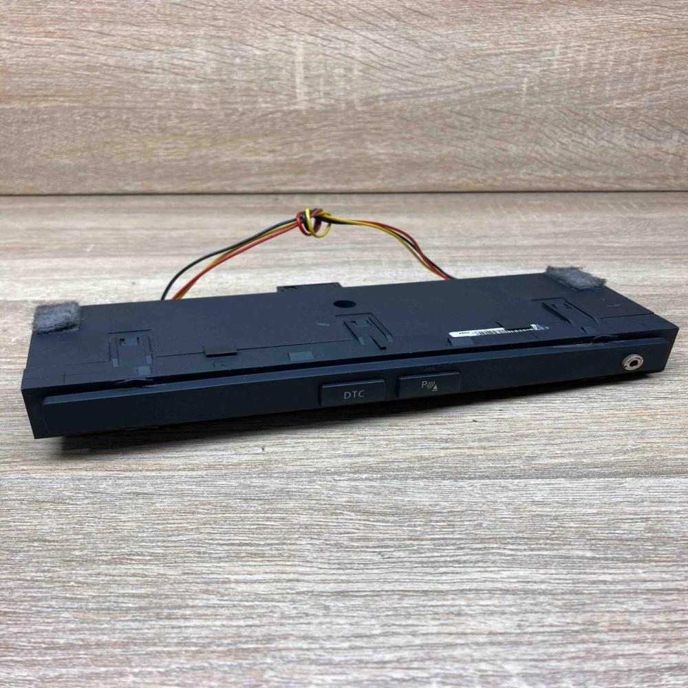 6952477 With Aux  Parking (PDC) sensor switch BMW 5 E60 E61
