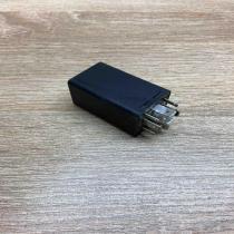 8D0959257  365 Other relay Audi A4 S4 B5 8D