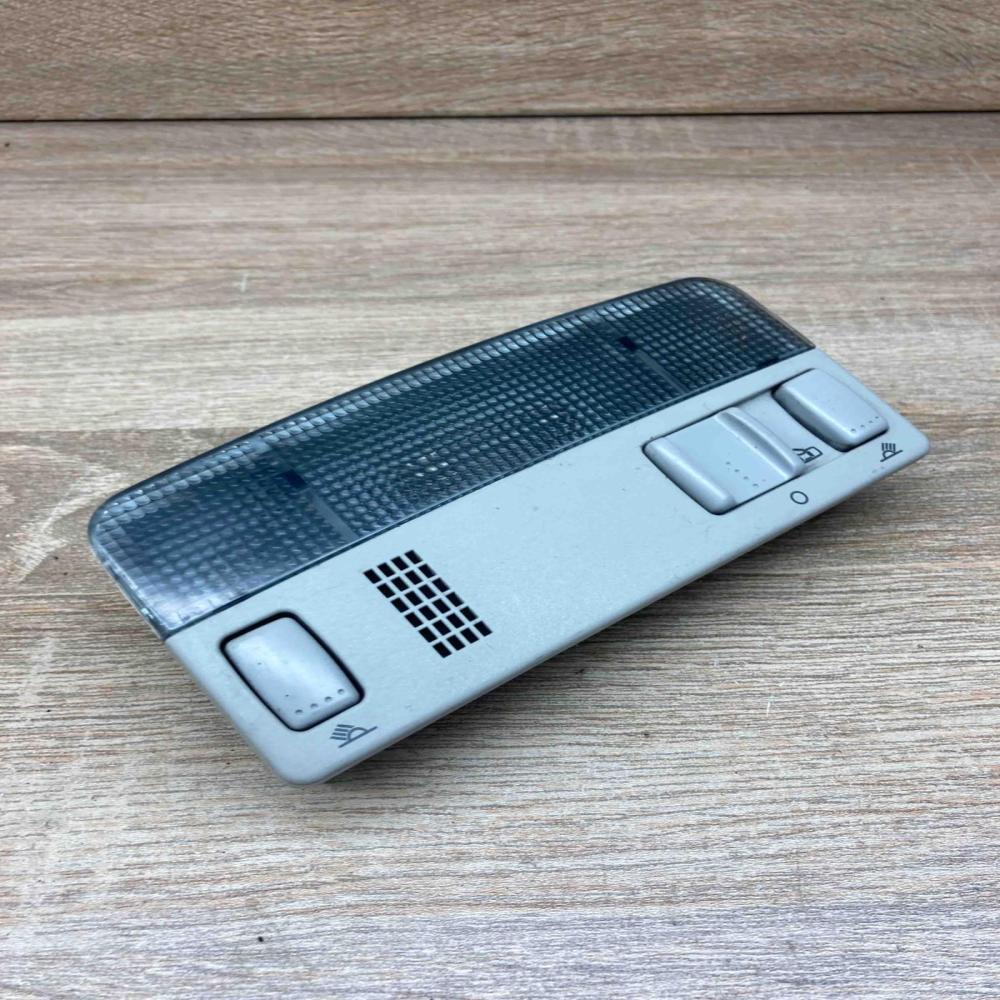3B0947105C   Other interior light Volkswagen Transporter - Caravelle T5