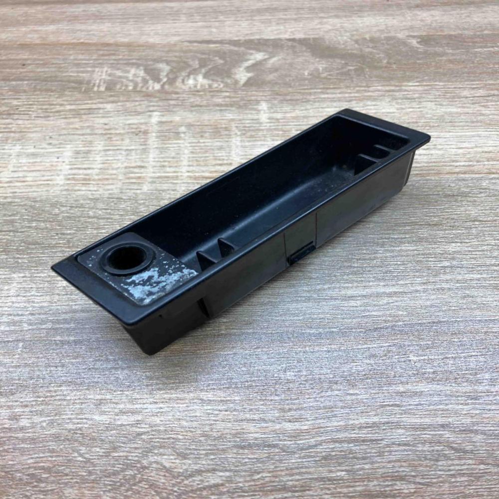 8208722   Car ashtray BMW 3 E46