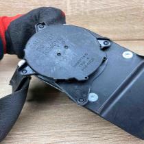 A2118600688 33033535  Front seatbelt Mercedes-Benz E W211