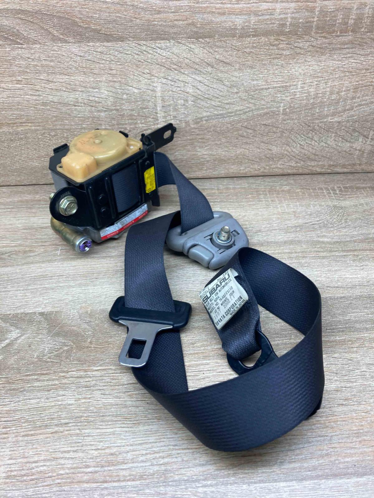 TK AB2 ES110  RH Front seatbelt Subaru Impreza II