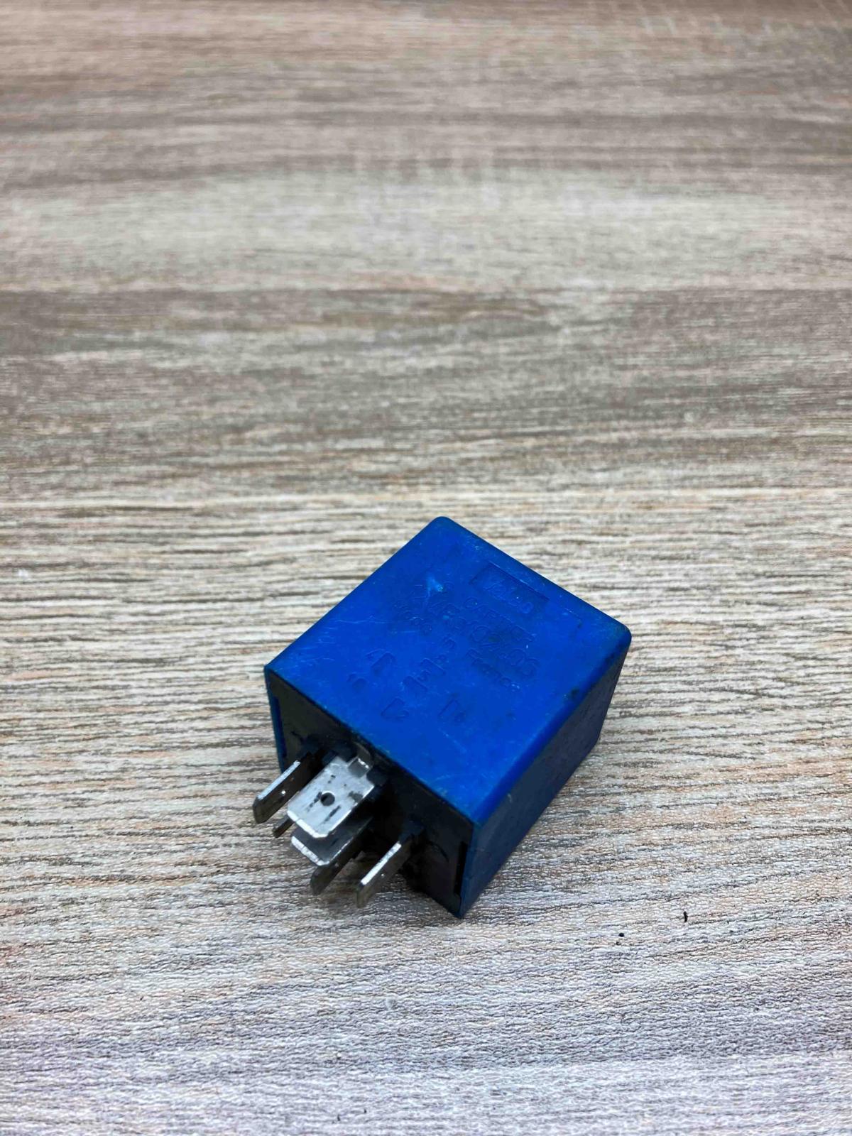 12VRef02406   Other relay Renault Espace II
