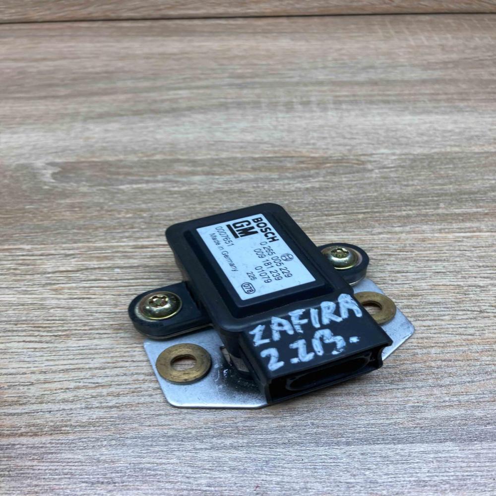 009181239 0265005229  ESP acceleration yaw rate sensor Opel Zafira A