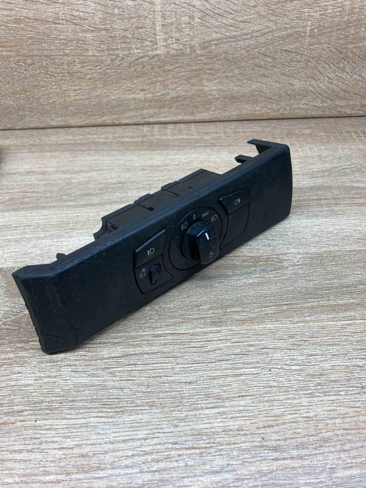 6953735   Light switch BMW 5 E60 E61